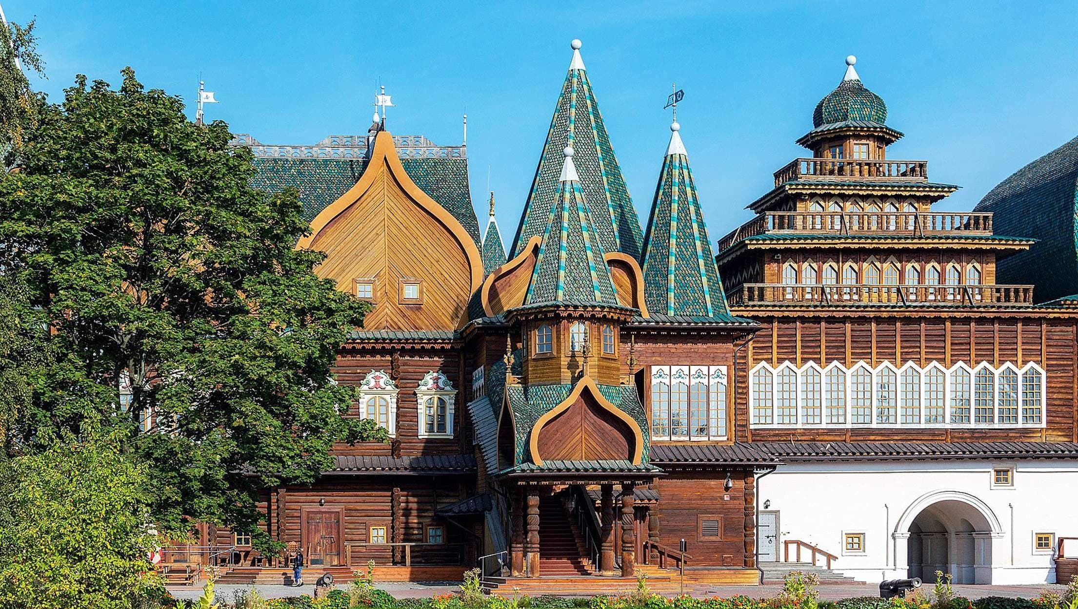 Коломенское: будни и праздники русских царей (Станция метро «Коломенская»)