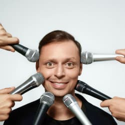 Виктор Комаров