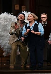 Вышел ангел из тумана