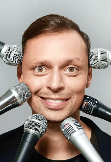 Виктор Комаров